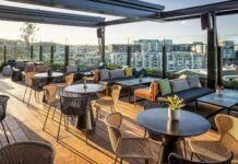 Unwind with a Breathtaking View at Qt Rooftop Bar Auckland